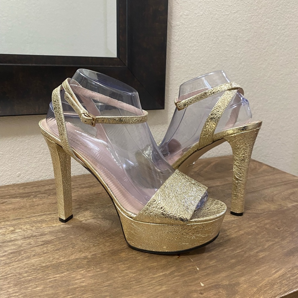 Gucci Leila Metallic Platform Sandals Platinum Gold Women EU Size 40 /US Size 10